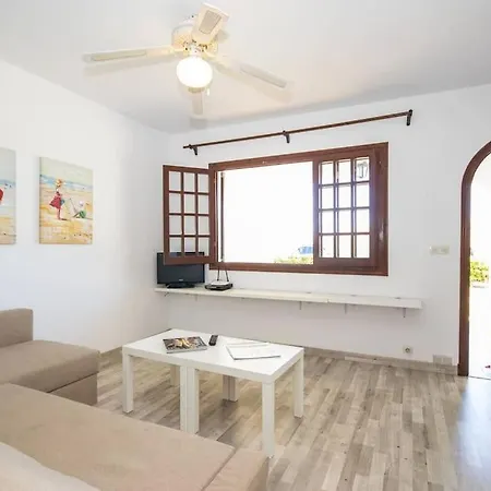 Apartamento Bonito En Playa De *