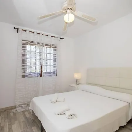Bonito Apartamento En Playa De * Son Bou
